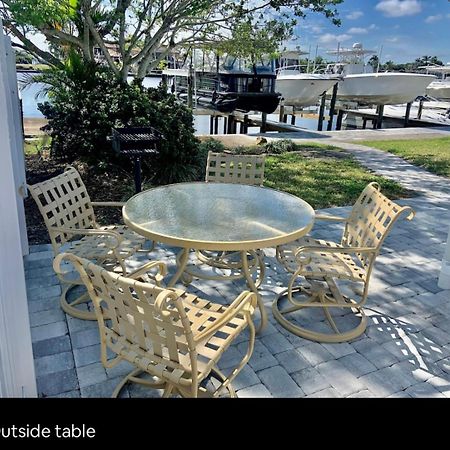 Cheerful Home With One Bedroom Cape Coral Eksteriør bilde