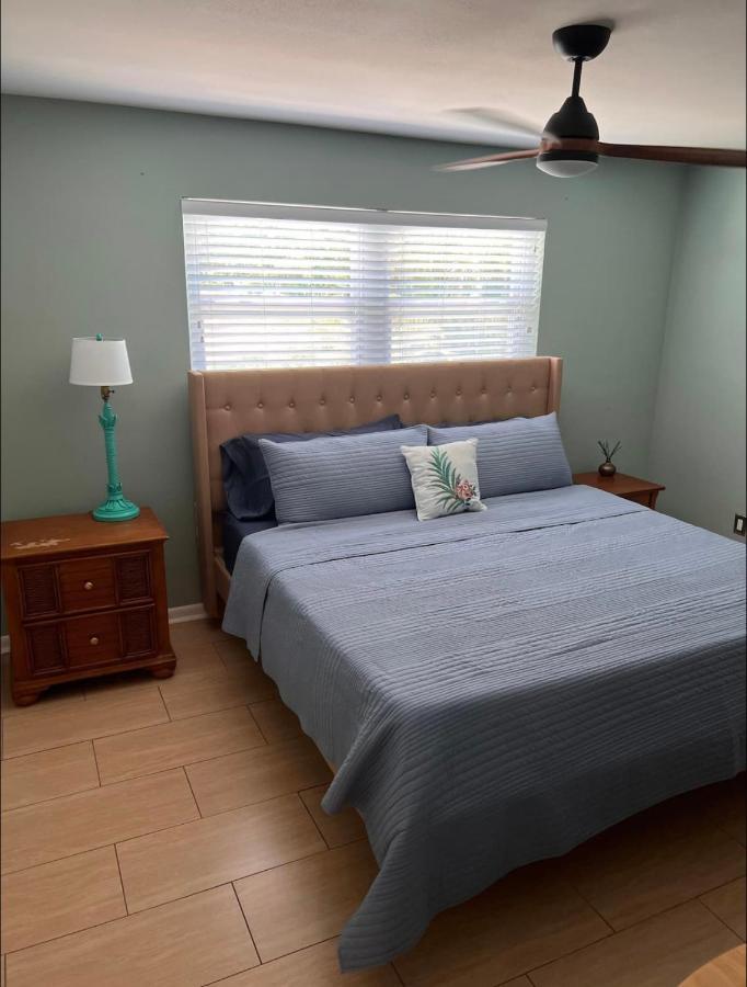 Cheerful Home With One Bedroom Cape Coral Eksteriør bilde