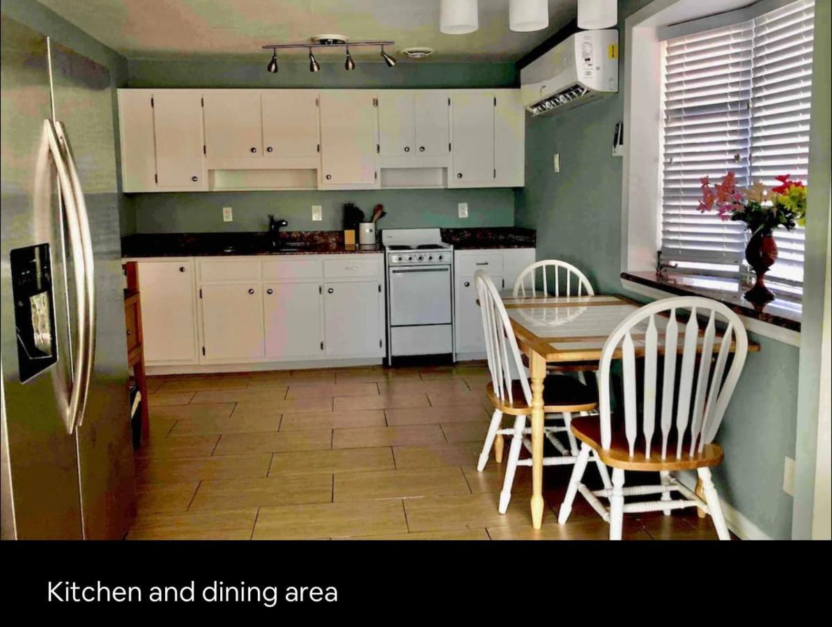 Cheerful Home With One Bedroom Cape Coral Eksteriør bilde